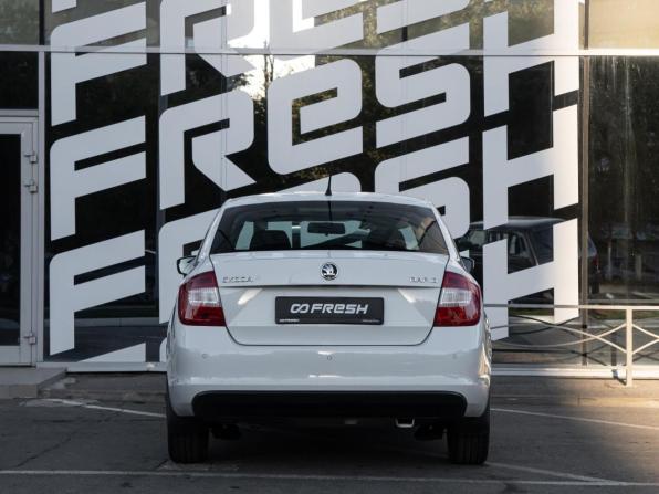 Skoda Rapid I с пробегом 2014 года, цена 1 020 000 рублей, 121803 км, лифтбек, Автокод Объявления