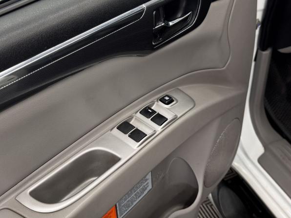 Mitsubishi Pajero Sport II Рестайлинг с пробегом 2015 года, цена 1 550 000 рублей, 360720 км, внедорожник, Автокод Объявления
