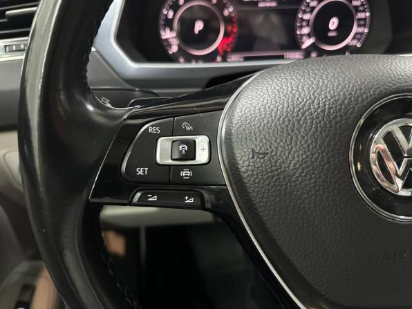 Volkswagen Tiguan II с пробегом 2018 года, цена 3 359 200 рублей, 115550 км, внедорожник, Автокод Объявления