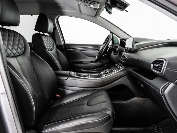 Hyundai Santa Fe IV Рестайлинг с пробегом 2023 года, цена 3 799 000 рублей, 93210 км, внедорожник, Автокод Объявления