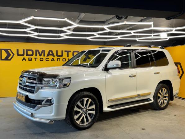 Toyota Land Cruiser 200 Series Рестайлинг 2 с пробегом 2019 года, цена 7 999 000 рублей, 150000 км, внедорожник, Автокод Объявления