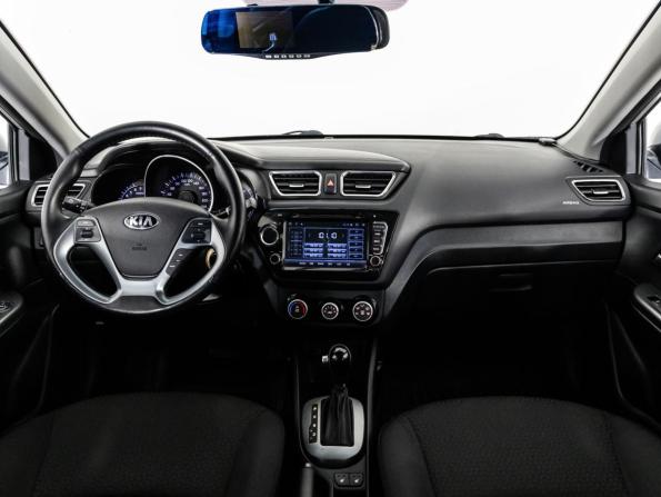 Kia Rio III Рестайлинг с пробегом 2016 года, цена 1 299 000 рублей, 33291 км, седан, Автокод Объявления