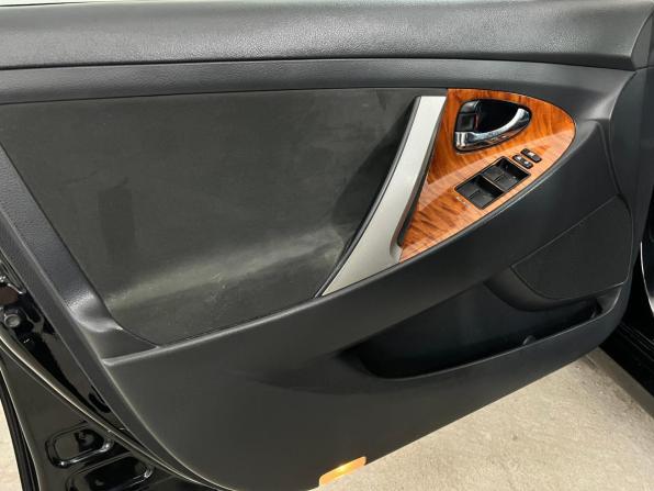 Toyota Camry VI (XV40) Рестайлинг с пробегом 2010 года, цена 1 162 000 рублей, 239000 км, седан, Автокод Объявления