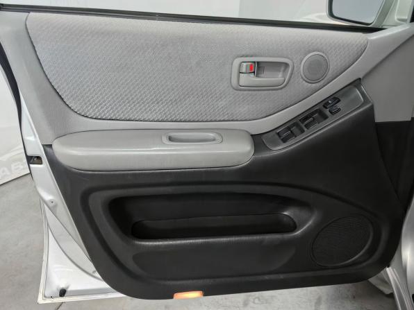 Toyota Highlander I (XU20) Рестайлинг с пробегом 2005 года, цена 890 000 рублей, 340000 км, внедорожник, Автокод Объявления
