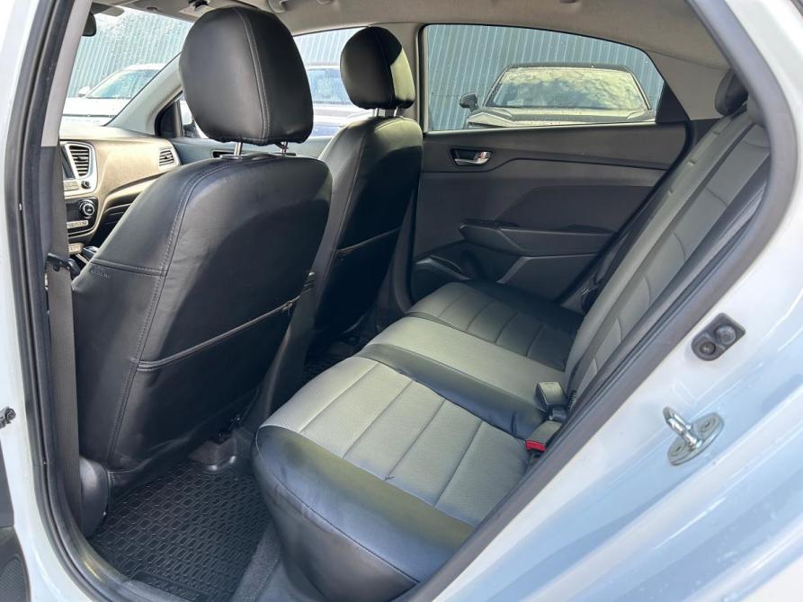 Hyundai Solaris II Санкт-Петербург  - изображение 9