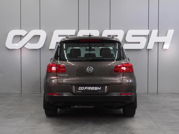 Volkswagen Tiguan I Рестайлинг с пробегом 2014 года, цена 1 357 000 рублей, 209948 км, внедорожник, Автокод Объявления