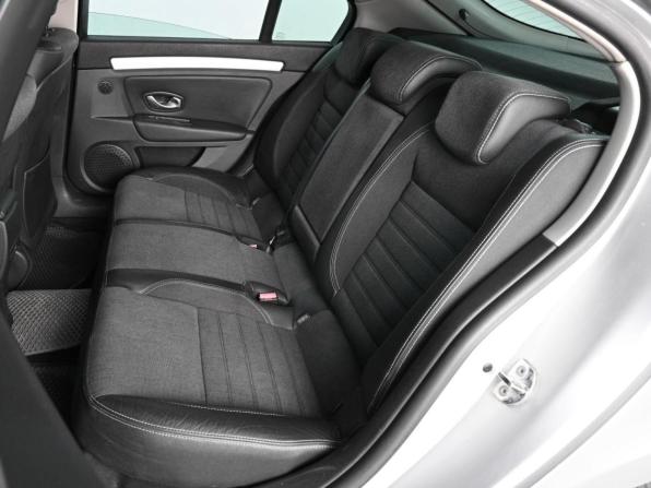 Renault Laguna III с пробегом 2008 года, цена 749 000 рублей, 176994 км, лифтбек, Автокод Объявления