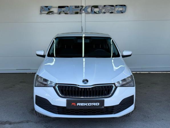Skoda Rapid II с пробегом 2020 года, цена 1 399 000 рублей, 74000 км, лифтбек, Автокод Объявления