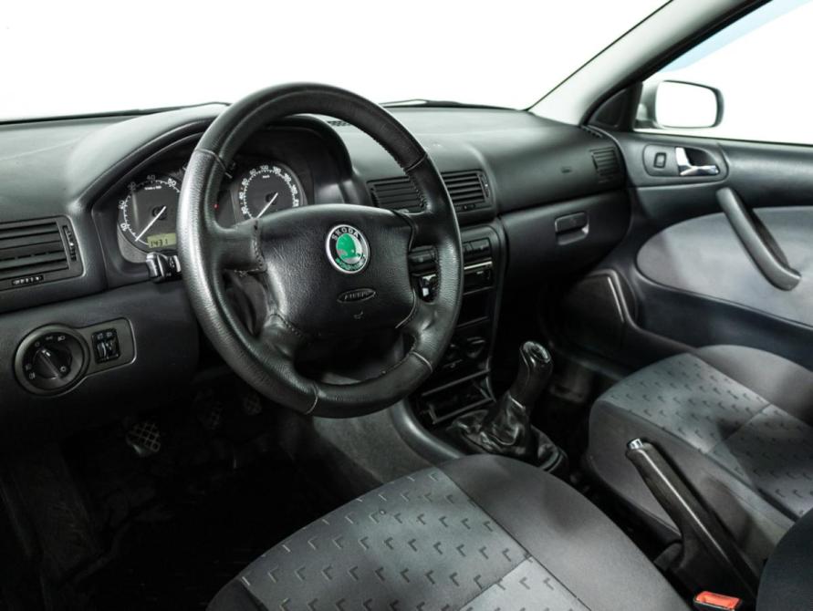 Skoda Octavia I (A4) Рестайлинг Санкт-Петербург  - изображение 11