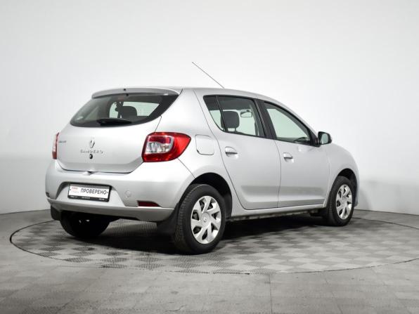 Renault Sandero II с пробегом 2015 года, цена 948 790 рублей, 34442 км, хэтчбек, Автокод Объявления