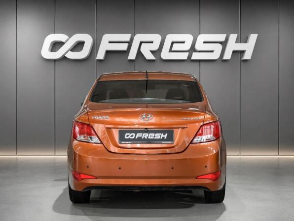 Hyundai Solaris I Рестайлинг с пробегом 2014 года, цена 840 000 рублей, 160168 км, седан, Автокод Объявления