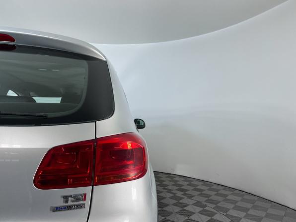Volkswagen Tiguan I Рестайлинг с пробегом 2013 года, цена 1 099 000 рублей, 125000 км, внедорожник, Автокод Объявления