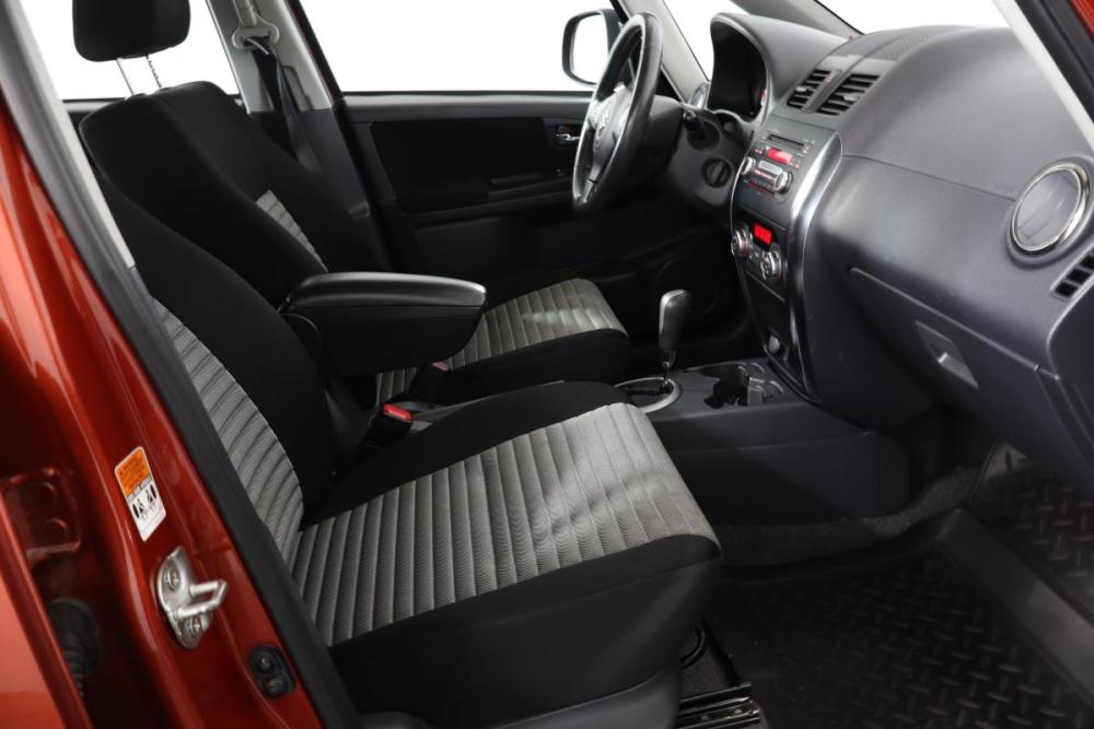 Suzuki SX4 I (Classic) Рестайлинг Санкт-Петербург  - изображение 11