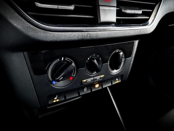 Skoda Rapid II с пробегом 2021 года, цена 1 716 000 рублей, 52946 км, лифтбек, Автокод Объявления