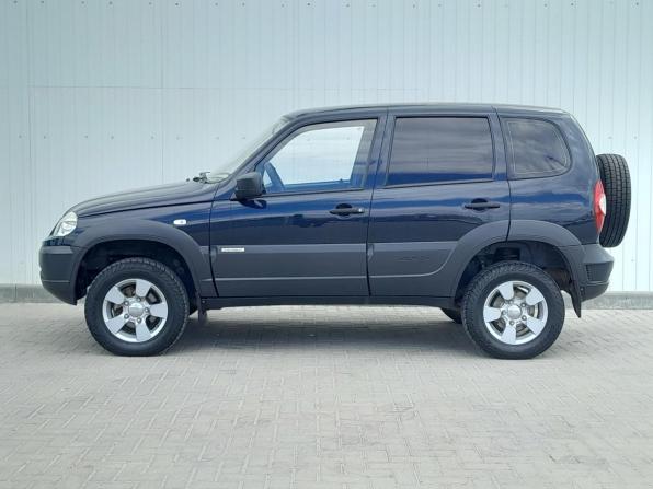 Chevrolet Niva I Рестайлинг с пробегом 2015 года, цена 689 000 рублей, 110700 км, внедорожник, Автокод Объявления