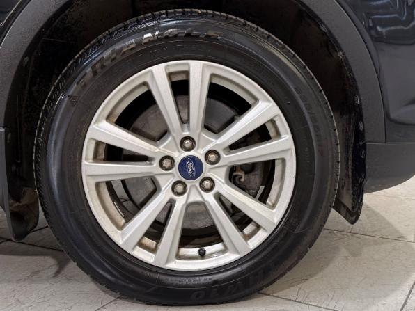 Ford Kuga II Рестайлинг с пробегом 2018 года, цена 1 599 800 рублей, 113000 км, внедорожник, Автокод Объявления