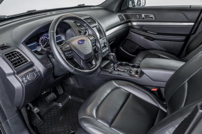 Ford Explorer V Рестайлинг 2 с пробегом 2018 года, цена 3 229 000 рублей, 107040 км, внедорожник, Автокод Объявления