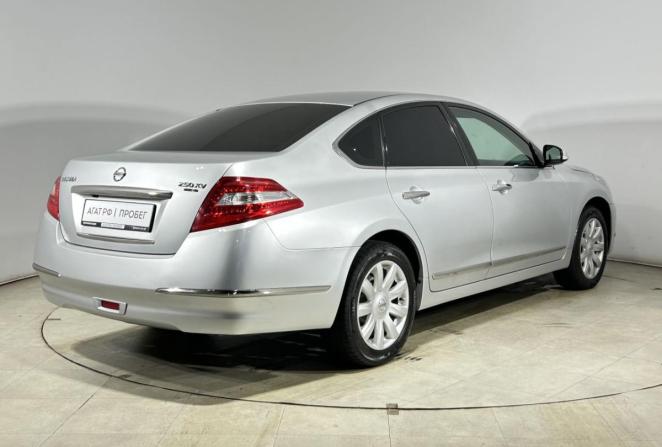 Nissan Teana II с пробегом 2010 года, цена 1 050 000 рублей, 266855 км, седан, Автокод Объявления