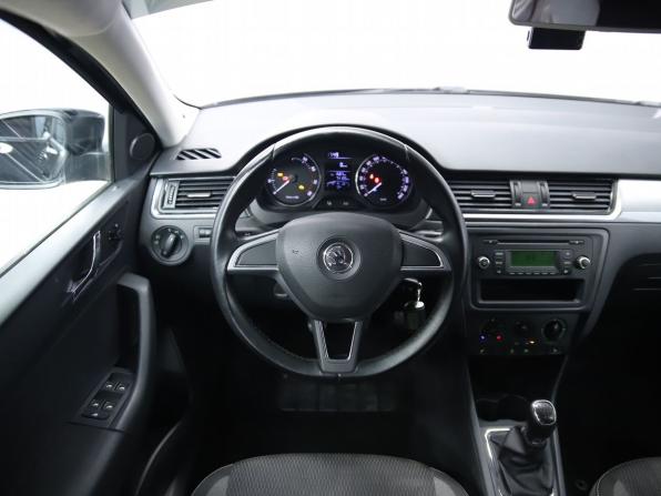 Skoda Rapid I с пробегом 2014 года, цена 1 070 000 рублей, 74105 км, лифтбек, Автокод Объявления