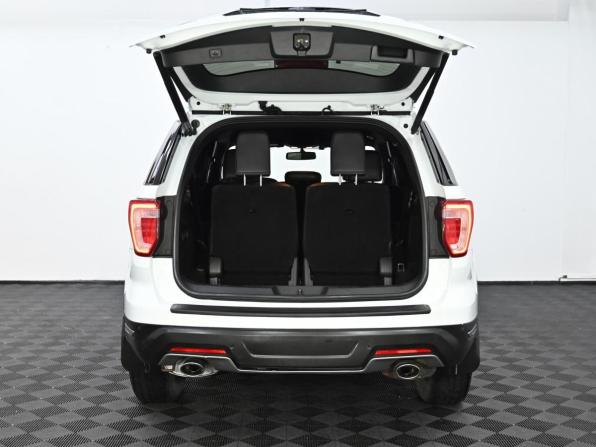 Ford Explorer V Рестайлинг с пробегом 2018 года, цена 2 249 000 рублей, 105000 км, внедорожник, Автокод Объявления