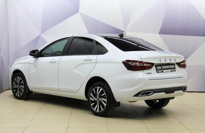 Lada (ВАЗ) Vesta I Рестайлинг (NG) с пробегом 2025 года, цена 1 647 000 рублей, 10759 км, седан, Автокод Объявления