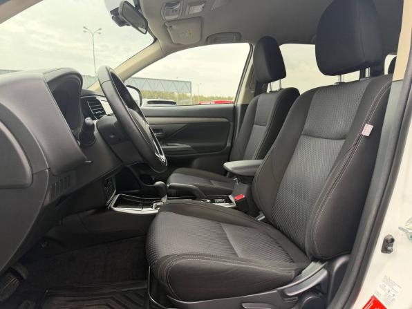 Mitsubishi Outlander III Рестайлинг 3 с пробегом 2018 года, цена 1 475 000 рублей, 235000 км, внедорожник, Автокод Объявления