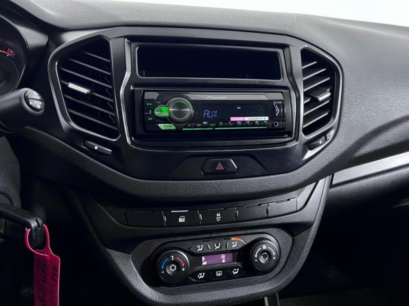 Lada (ВАЗ) Vesta I с пробегом 2018 года, цена 831 000 рублей, 125250 км, седан, Автокод Объявления