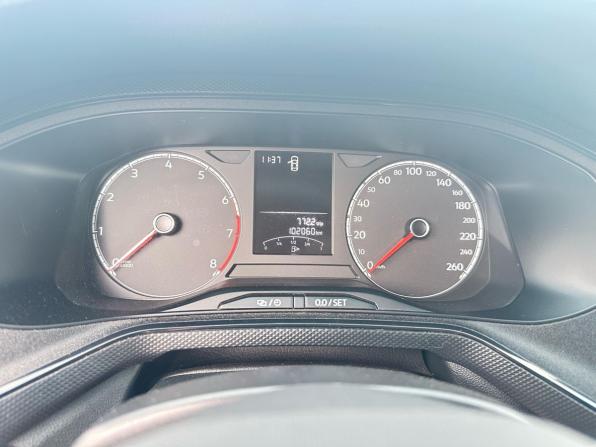 Volkswagen Polo VI с пробегом 2020 года, цена 1 357 000 рублей, 102000 км, лифтбек, Автокод Объявления