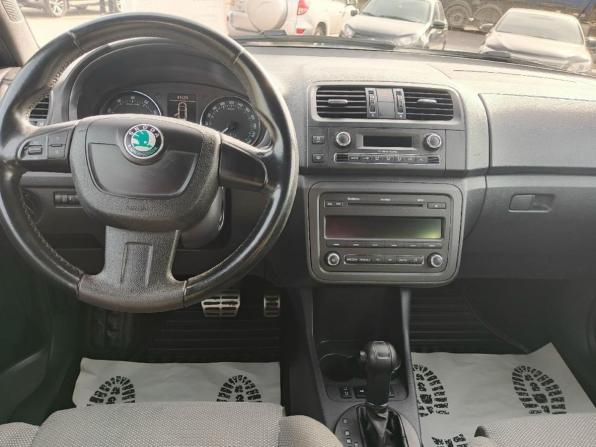 Skoda Fabia II Рестайлинг с пробегом 2012 года, цена 719 700 рублей, 104387 км, хэтчбек, Автокод Объявления