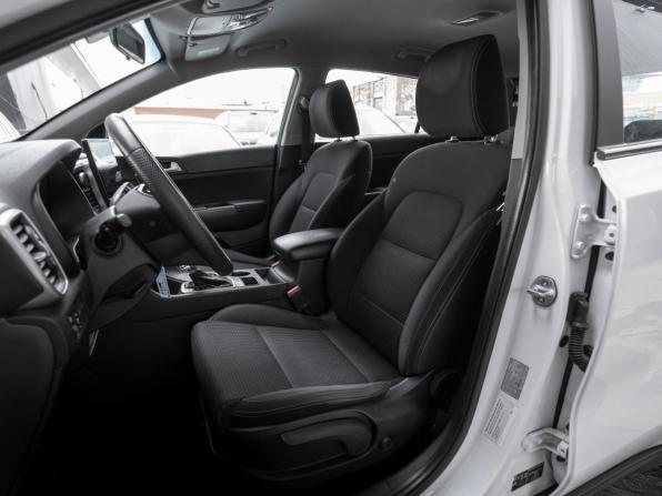 Kia Sportage IV Рестайлинг с пробегом 2018 года, цена 1 755 000 рублей, 208020 км, внедорожник, Автокод Объявления