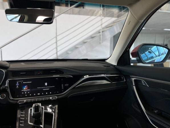 Geely Atlas Pro с пробегом 2023 года, цена 2 359 900 рублей, 28469 км, внедорожник, Автокод Объявления