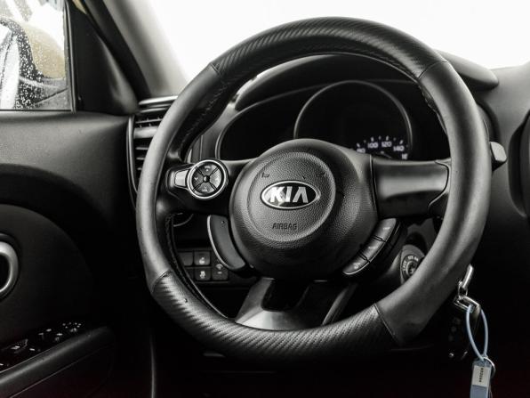 Kia Soul II с пробегом 2015 года, цена 950 000 рублей, 189612 км, хэтчбек, Автокод Объявления