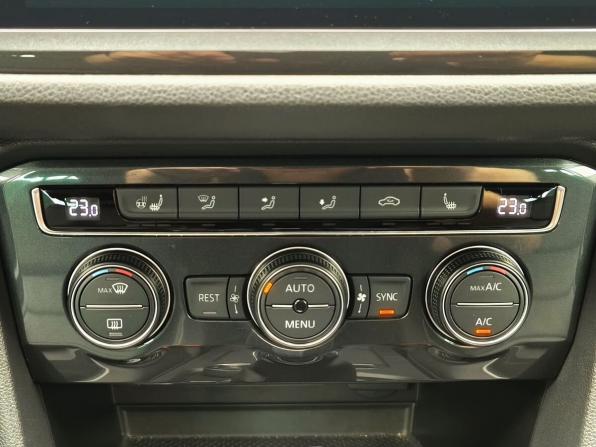 Volkswagen Tiguan II с пробегом 2020 года, цена 3 698 000 рублей, 68878 км, внедорожник, Автокод Объявления