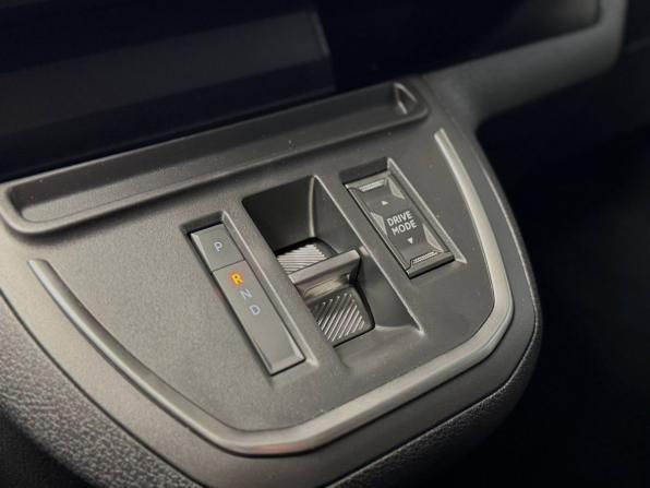 Peugeot Traveller I Рестайлинг с пробегом 2025 года, цена 6 100 000 рублей, 57 км, минивэн, Автокод Объявления