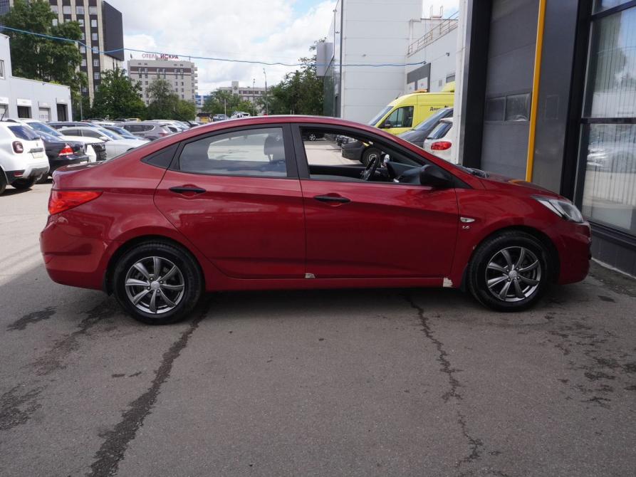 Hyundai Solaris I Москва  - изображение 4