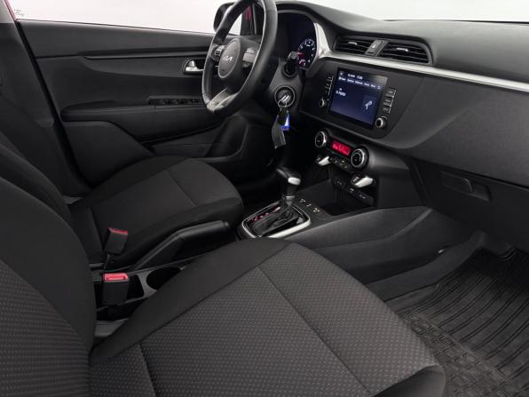 Kia Rio IV Рестайлинг с пробегом 2021 года, цена 1 725 000 рублей, 126950 км, хэтчбек, Автокод Объявления
