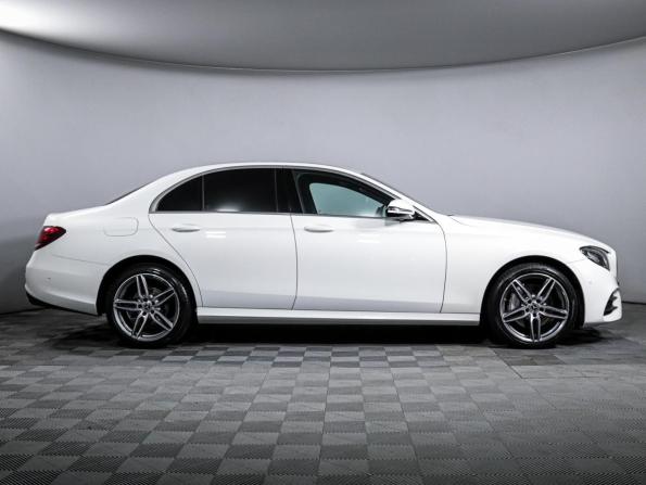 Mercedes-Benz E-Класс V (W213 S213 C238) с пробегом 2020 года, цена 3 307 336 рублей, 89133 км, седан, Автокод Объявления