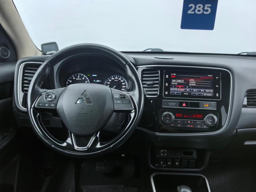 Mitsubishi Outlander III Рестайлинг 3 Санкт-Петербург  - изображение 11
