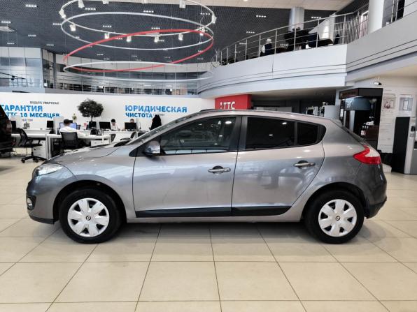 Renault Megane III Рестайлинг с пробегом 2013 года, цена 730 000 рублей, 173000 км, хэтчбек, Автокод Объявления
