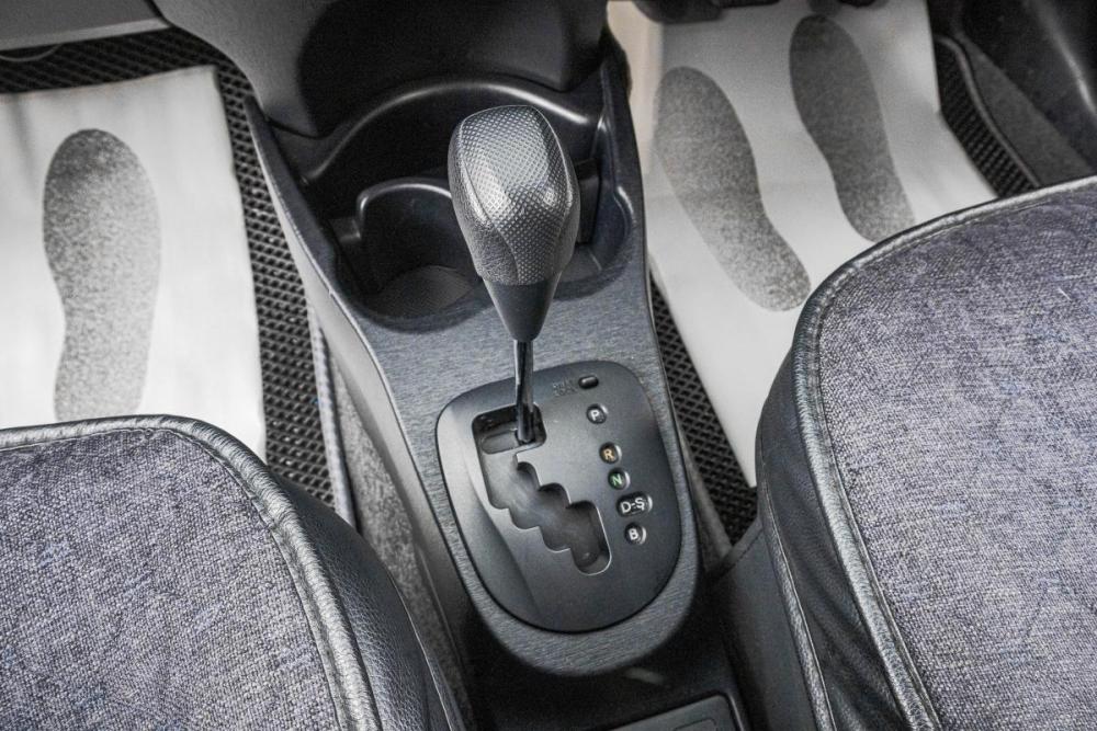 Toyota Vitz III (XP130) Барнаул  - изображение 17