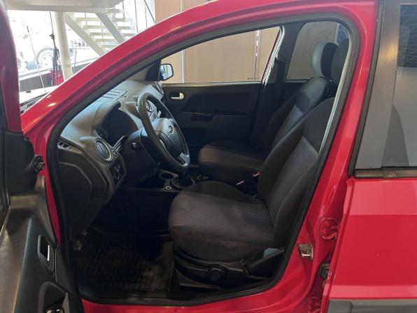 Ford Fusion I Рестайлинг с пробегом 2007 года, цена 260 000 рублей, 247333 км, хэтчбек, Автокод Объявления