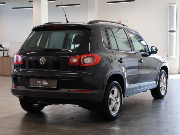 Volkswagen Tiguan I с пробегом 2010 года, цена 954 000 рублей, 221147 км, внедорожник, Автокод Объявления
