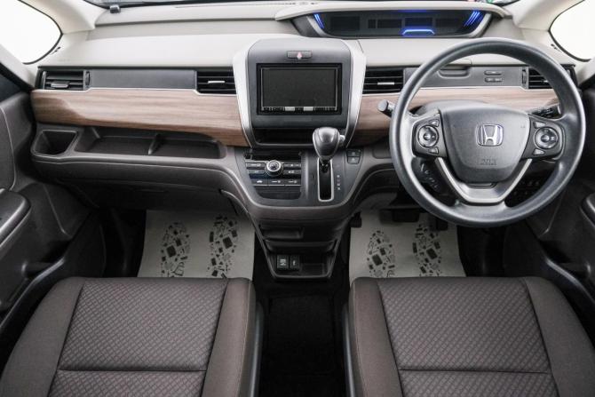 Honda Freed II Рестайлинг с пробегом 2020 года, цена 1 459 000 рублей, 127000 км, компактвэн, Автокод Объявления
