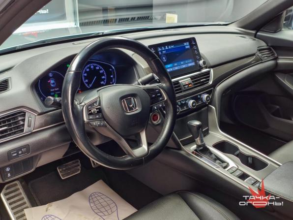 Honda Accord X Рестайлинг с пробегом 2022 года, цена 2 690 000 рублей, 69950 км, седан, Автокод Объявления