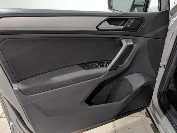 Volkswagen Tiguan II с пробегом 2019 года, цена 2 190 000 рублей, 104776 км, внедорожник, Автокод Объявления