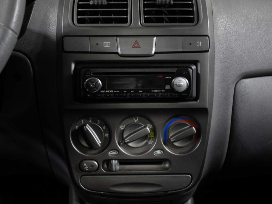 Hyundai Accent II Москва  - изображение 13