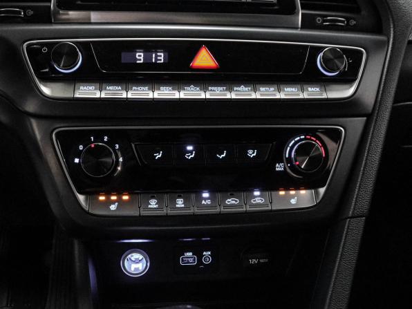 Hyundai Sonata VII (LF) Рестайлинг с пробегом 2019 года, цена 1 589 000 рублей, 112264 км, седан, Автокод Объявления