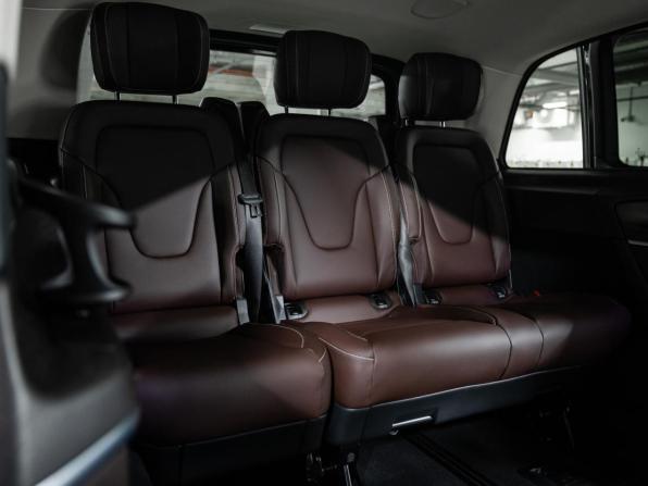 Новый Mercedes-Benz V-Класс III (W447) Рестайлинг 2 2025 года, цена 11 150 000 рублей, минивэн, Автокод Объявления