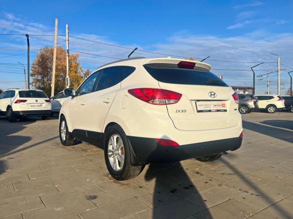 Hyundai ix35 I Рестайлинг с пробегом 2013 года, цена 1 299 000 рублей, 203532 км, внедорожник, Автокод Объявления
