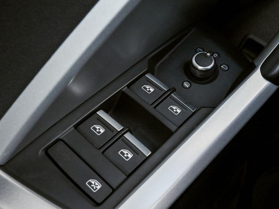 Audi Q3 II (F3) Екатеринбург  - изображение 14